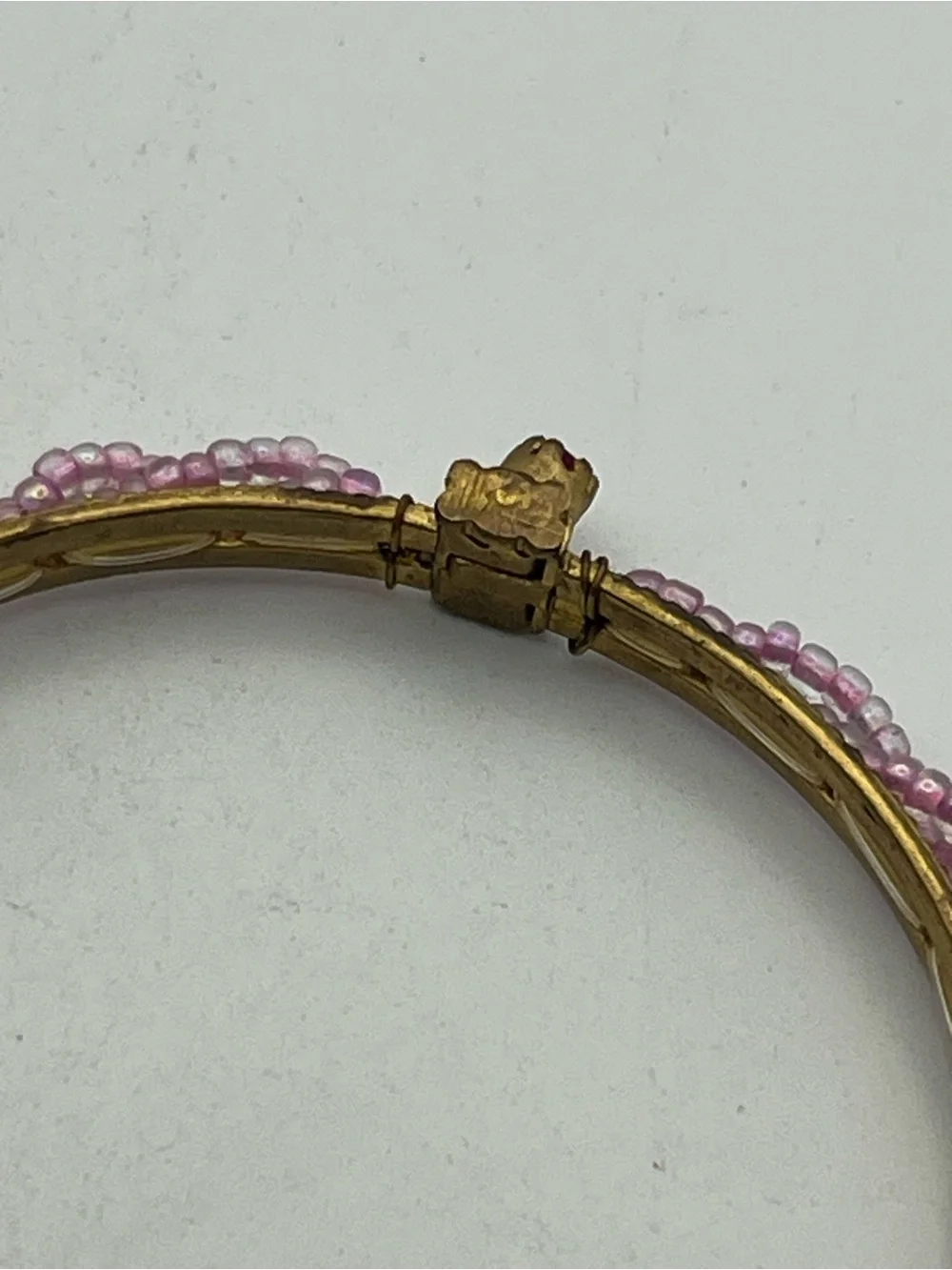 East India mid-20th-century vintage bangle bracelet pink seed beads gold tone